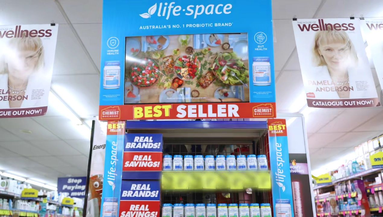媒体实地走访澳洲头部连锁药房Chemist Warehouse发现,lifespace益生菌陈列于门店核心货架,品类布局完整、铺货稳定